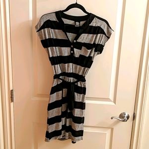 Short/cap sleeved soft Bobeau dress!